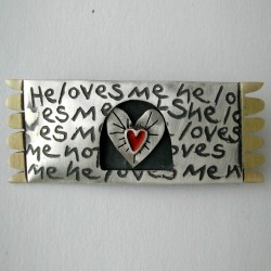 Love me,love me not brooch by Nicola Becci